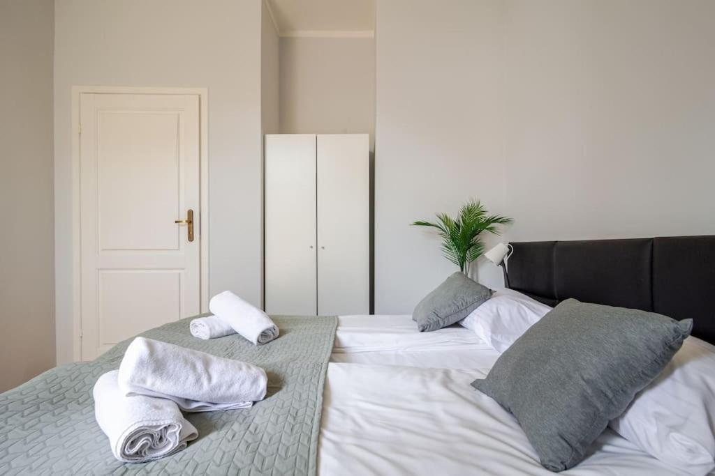 Florianska Gate Luxury Apartments Krasków Εξωτερικό φωτογραφία